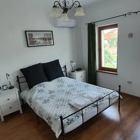 Eolea Πανσιόν 4*