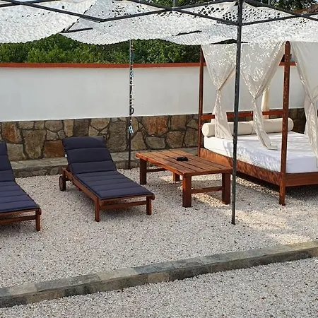 Πανσιόν Eolea Biser